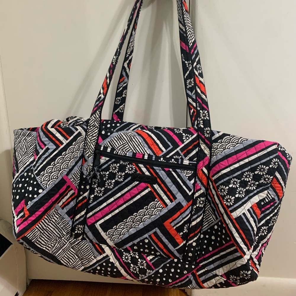 Like New Vera Bradley Large Duffel Bag